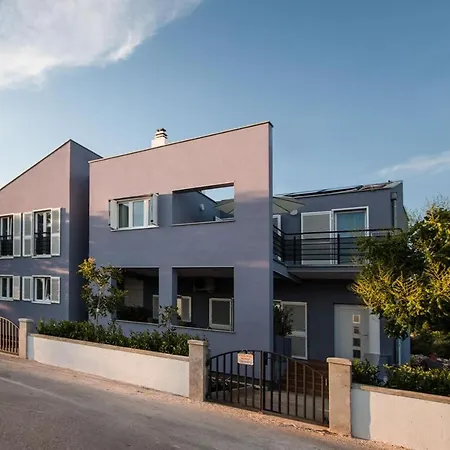 Verunic 14286b Apartmán